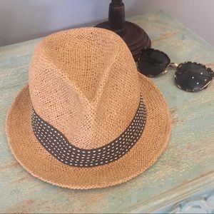 Banana Republic Natural Straw Fedora